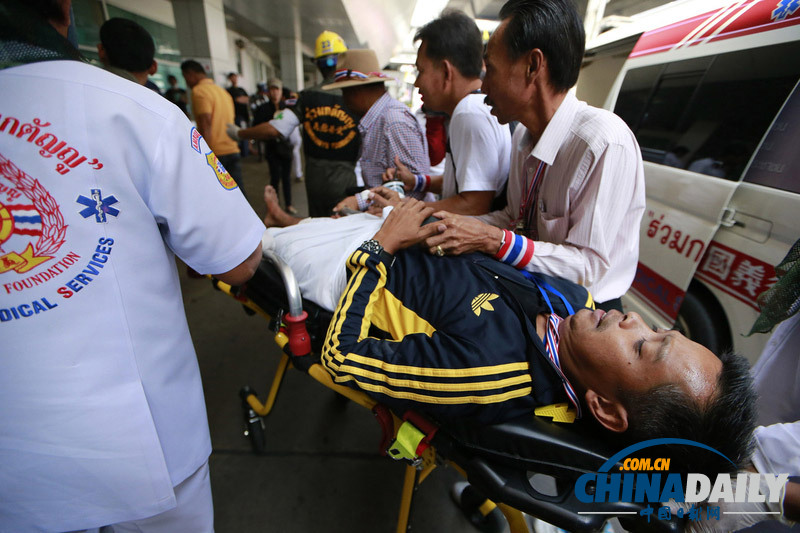 泰国反政府示威据点遭炸弹袭击 至少28人受伤