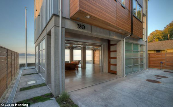 美建筑师设计抗海啸地震房屋 让海水“穿堂而过”