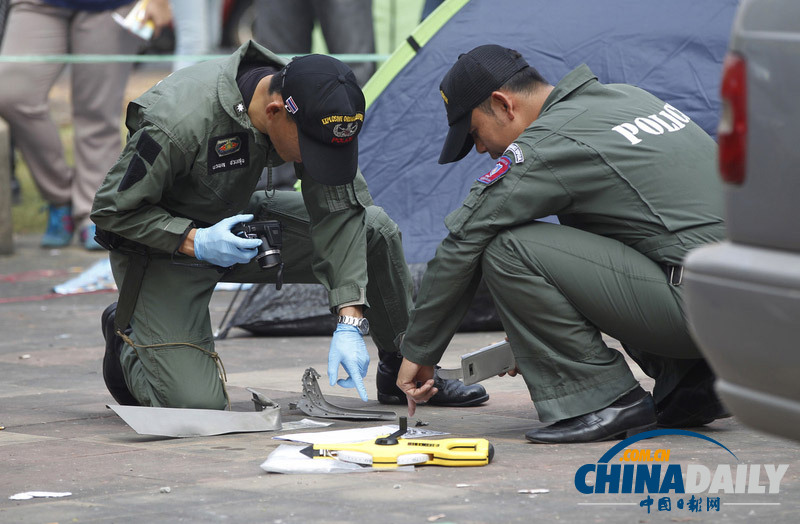 泰国示威现场再遇暴力袭击 手榴弹爆炸致一人受伤（组图）