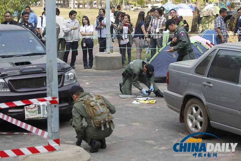 泰国示威现场再遇暴力袭击 手榴弹爆炸致一人受伤（组图）