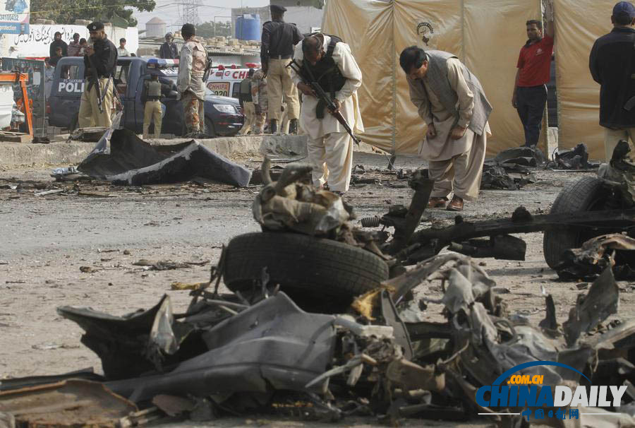 巴基斯坦发生汽车爆炸 致11名警察死40多人受伤