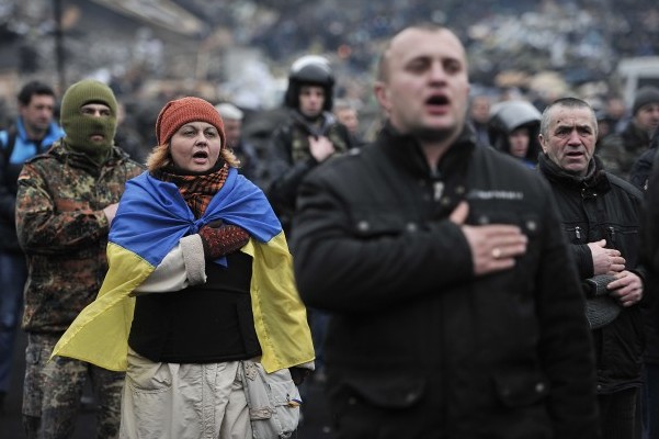 乌克兰总统被指外逃失败 季莫申科鼓励继续示威