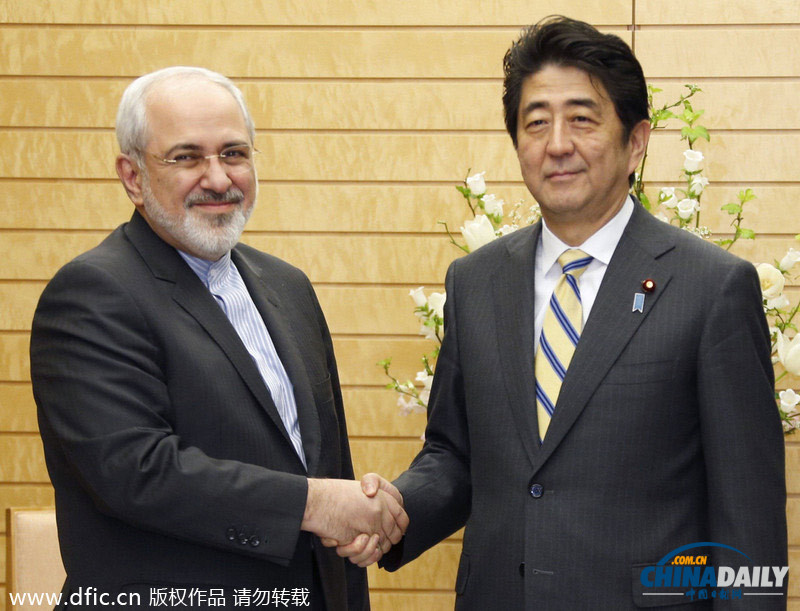 安倍会见访日伊朗外长扎里夫 两国将加强核合作