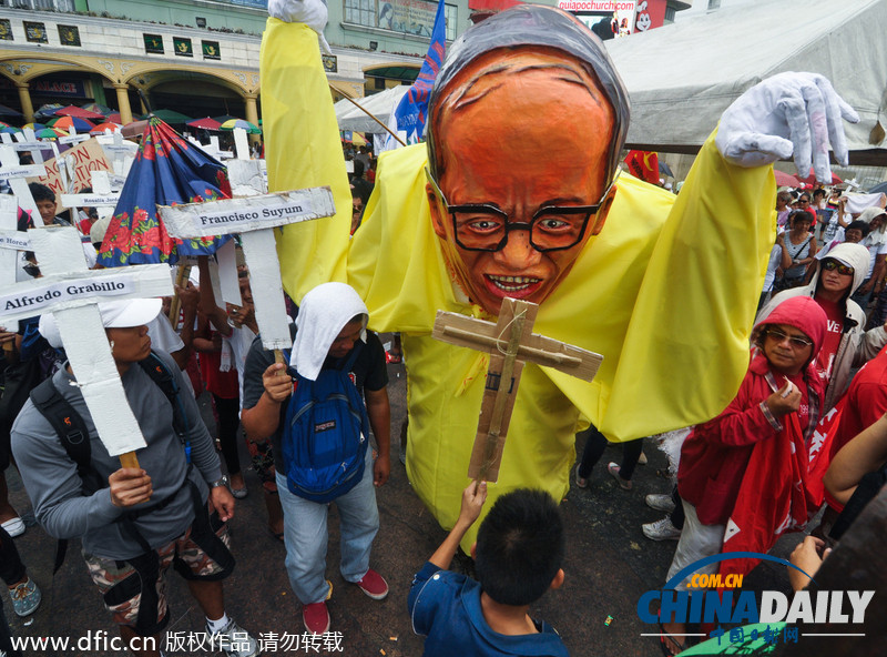 台风“海燕”灾民抗议赈灾不力 菲总统头像遭恶搞