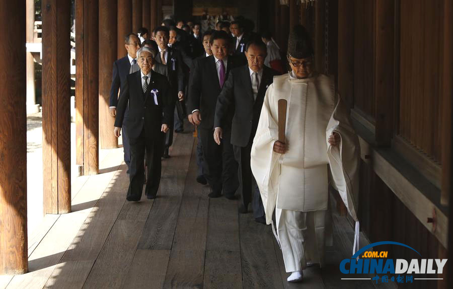 日本146名议员集体参拜靖国神社