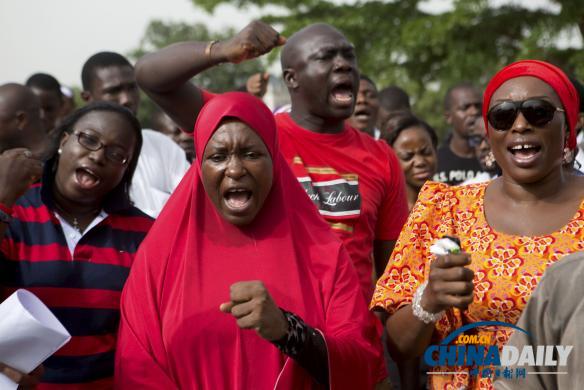 尼日利亚总统对找到被绑约200名女孩表示乐观