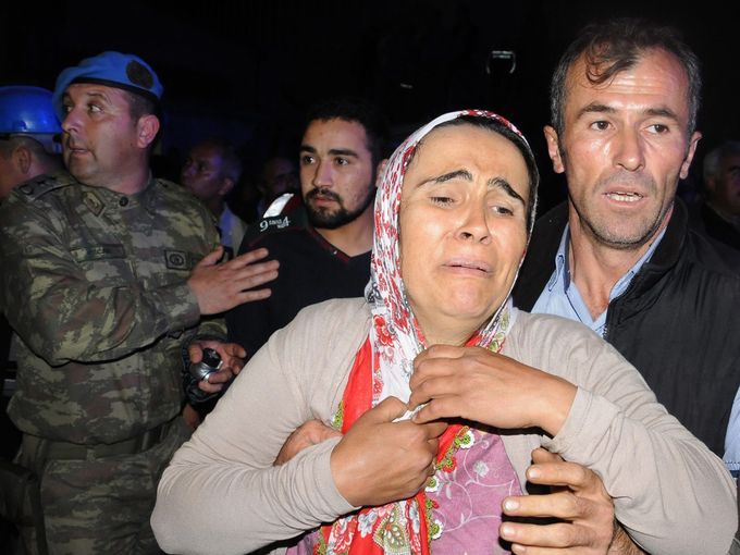 土耳其煤矿爆炸事故遇难人数升至205人（图）
