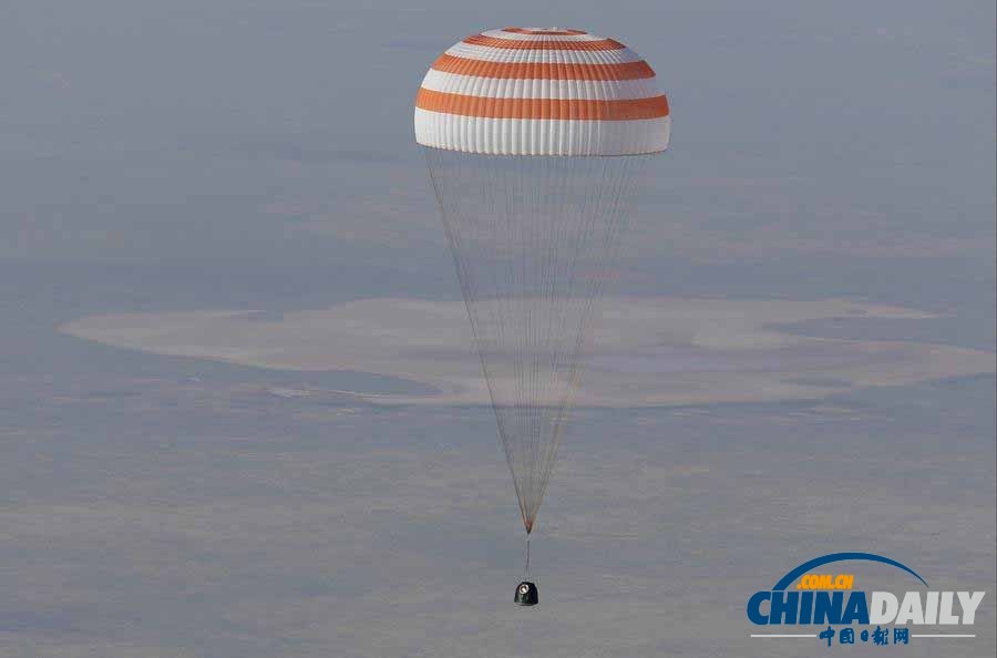 国际空间站宇航员乘“联盟”号飞船返回地面（组图）