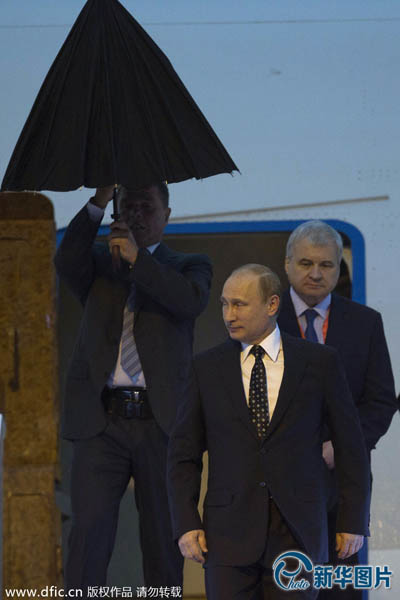 俄罗斯总统普京抵沪访华并出席亚信峰会