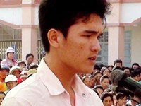越南公审两名排华暴乱参与者 判处入狱监禁