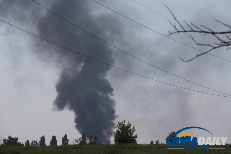 乌克兰亲俄武装击落一架政府军直升机 14人死亡