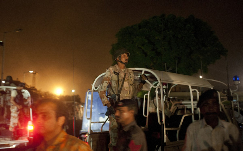 巴基斯坦卡拉奇机场遭袭 发生枪战14人死
