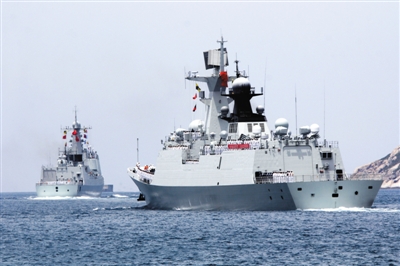 中国海军编队首赴珍珠港参加环太军演