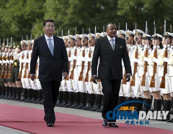 习近平举行仪式欢迎刚果共和国总统访华