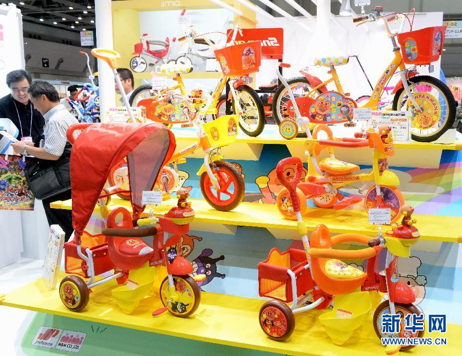 东京玩具展开幕热闹非凡 各国厂商推出大量新玩具