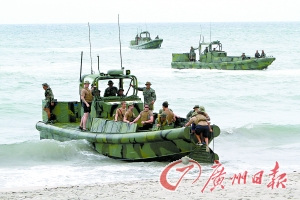 菲律宾和美国海军陆战队进行“夺岛” 登陆训练