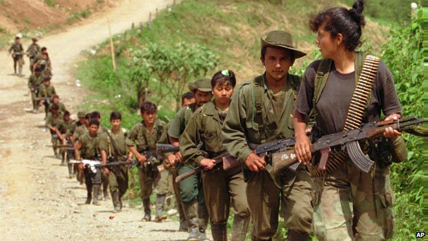 哥伦比亚前游击女队员寻找当年遭抛弃子女