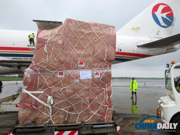 8名中国医务工作者在非洲被隔离 救援物资抵达