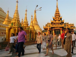 缅甸正在吸引更多外国游客赴该国旅游