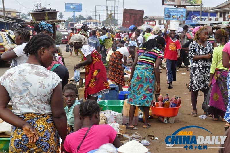 西非埃博拉隔离区现粮食危机（图）
