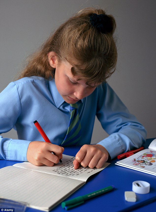 研究：英国四分之一小学生书写优于家长