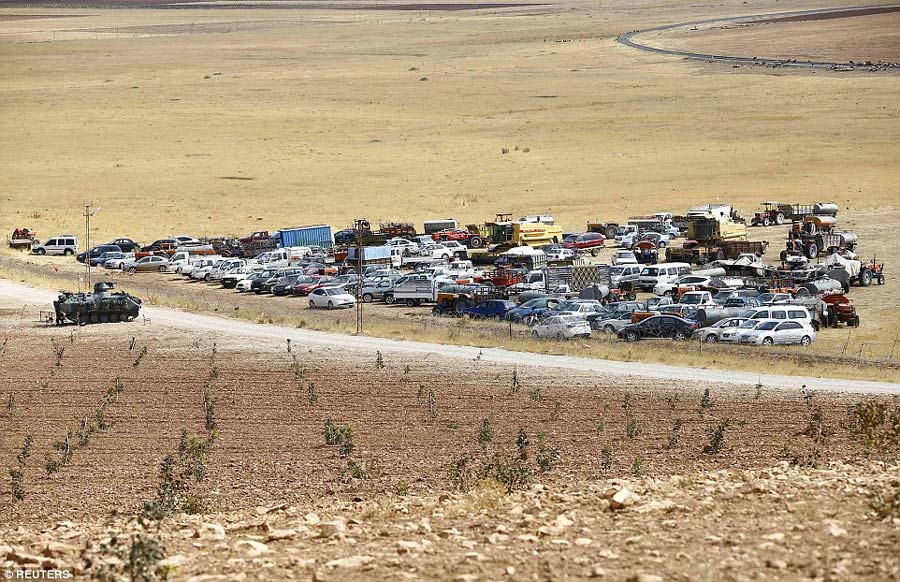 土耳其派坦克压境 叙利亚难民逃亡路遇阻