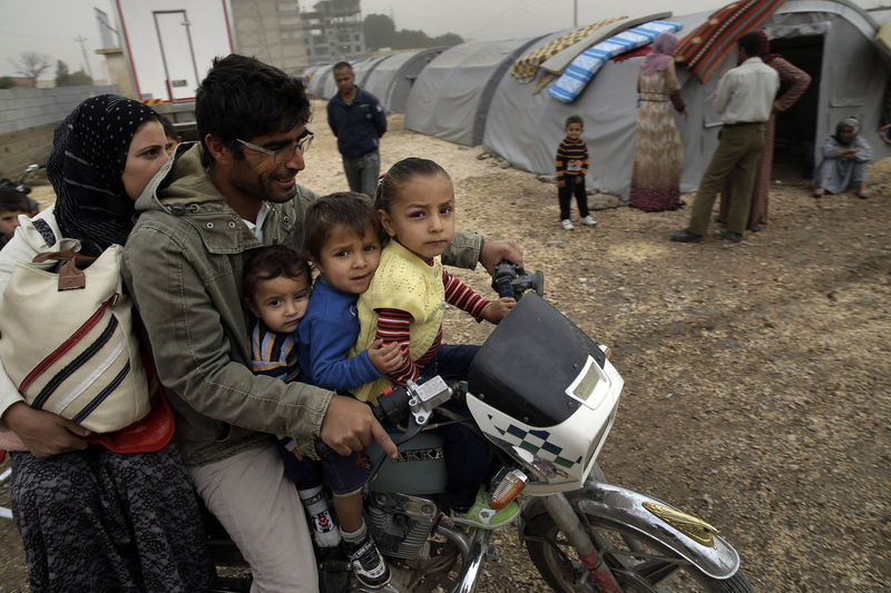 土耳其库尔德难民营 儿童悲惨境遇令人心酸