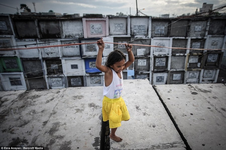 菲律宾流浪儿童图片