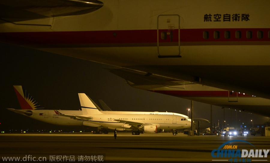 APEC揭秘各国元首专机 首都机场如小型航展