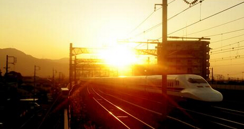 世界第一长高铁在华 英媒关注中国帮印度建设高铁