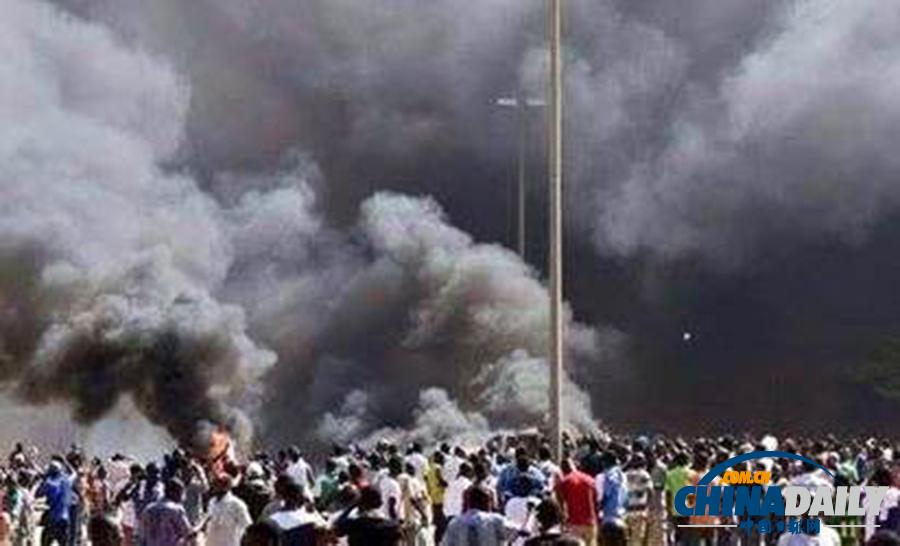 尼日利亚北部一清真寺遭炸弹袭击致数十人死伤