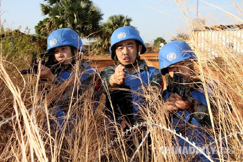 南苏丹内战一周年纪念：中国维和医疗队加强安全警卫巡查