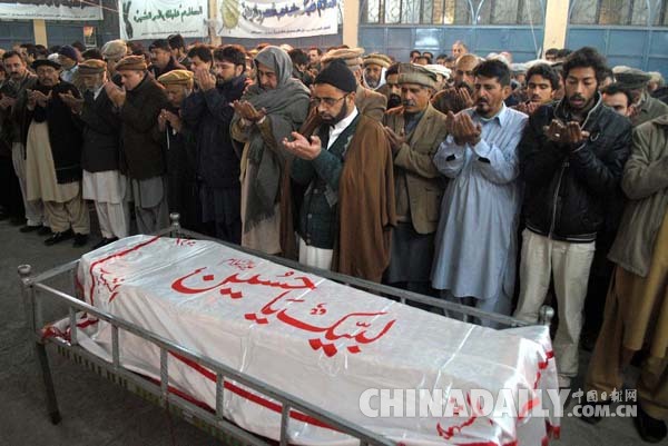 巴基斯坦回击塔利班 击毙85人绞死2人