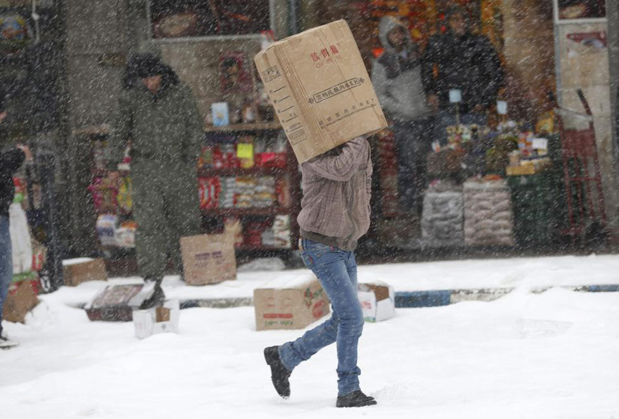 暴风雪席卷中东 叙利亚难民生活雪上加霜（组图）