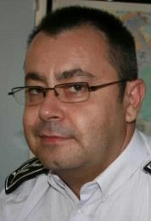 法国参与调查袭击案警长自杀 死前曾见遇难者家属
