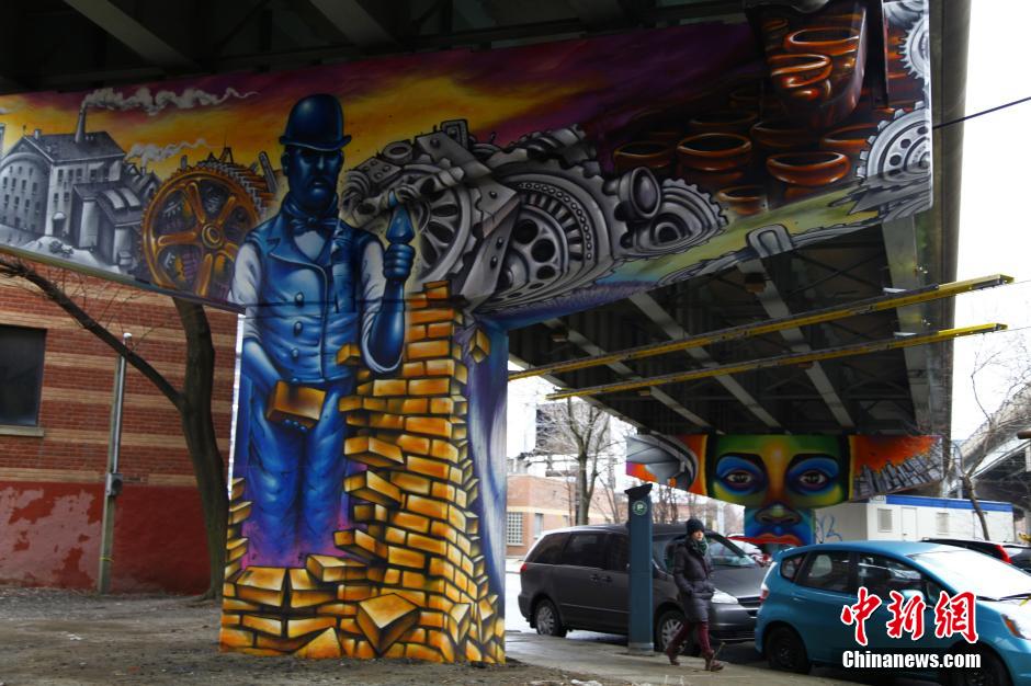 多伦多桥柱艺术记录城市变迁