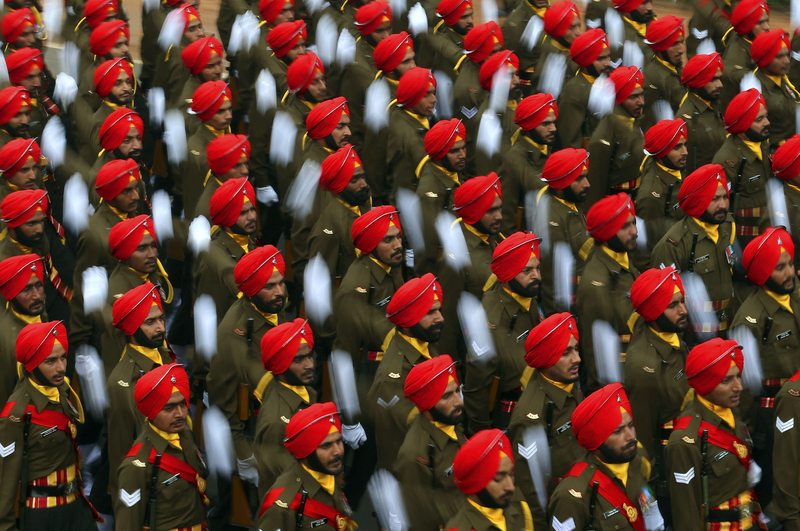 印度为共和国日大阅兵举行带装彩排