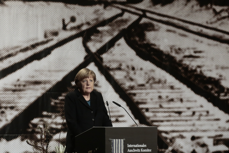 德国总理默克尔会晤奥斯维辛集中营幸存者
