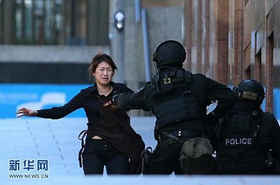“悉尼人质案”调查结论：警方子弹打死女人质