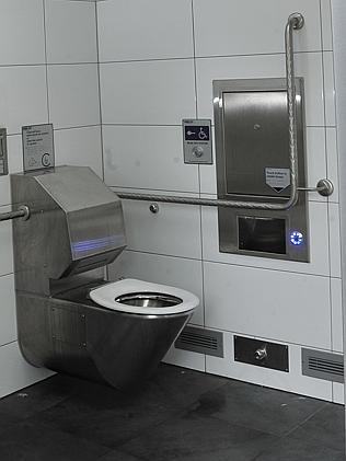 悉尼现智能公厕：能烘干会说话 10分钟自动赶人