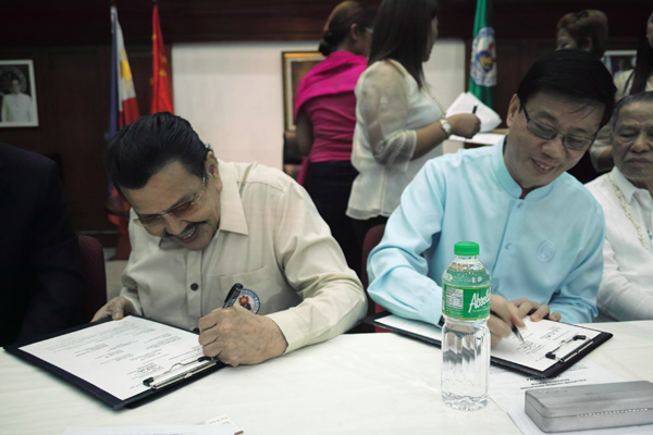 马尼拉市与菲华教中心签署合作协议 助力中菲文化交流