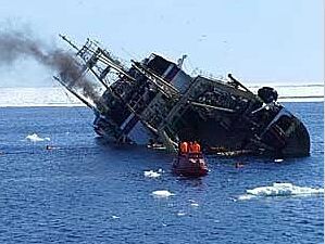 俄罗斯海域2日凌晨发生沉船事故 已致53人丧生