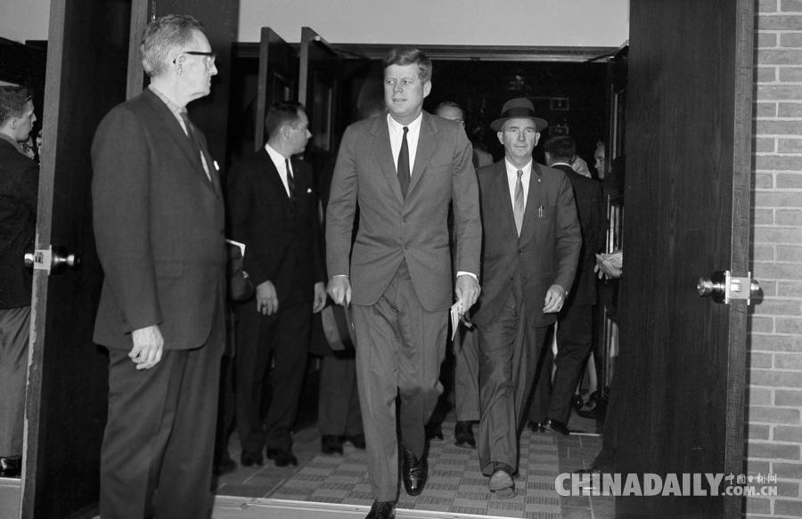 美国国务卿与古巴外长举行会晤 50多年来首次