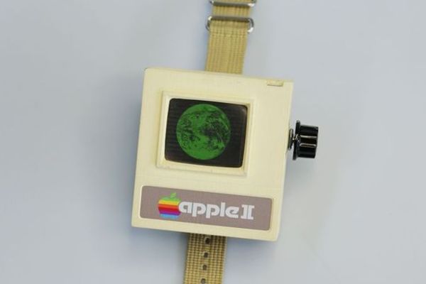 复古Apple II手表来了 Apple Watch靠边站