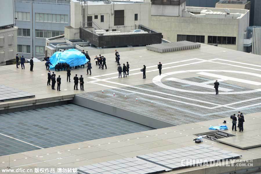日本首相官邸房顶惊现小型无人机 疑携摄像头