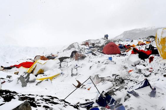 9名希腊登山者因遭向导洗劫躲过尼泊尔地震