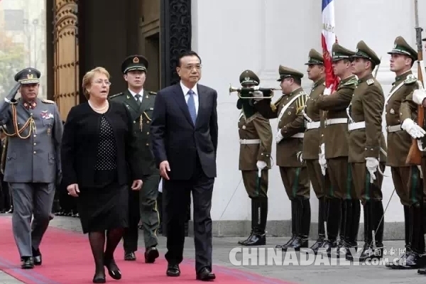 手记 | 总理访智利：18岁华裔男孩乐当中国文化使者
