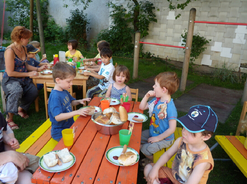 探秘德国幼儿园丰富多彩的一天