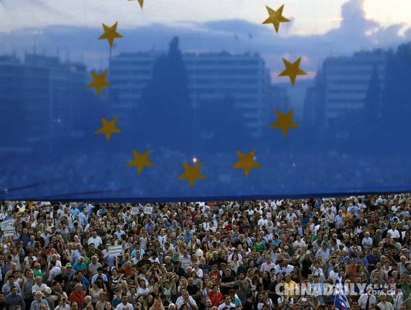 希腊债务危机谈判破裂 民众3天提现20亿欧元