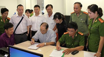 中国通缉受贿电力高官越南落网 涉案金额1800万元